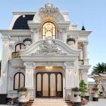 BIỆT THỰ TÂN CỔ ĐIỂN,CĐT:ANH BÌNH,DT PHẦN NHÀ:8.8X15M,DIỆN TÍCH ĐẤT:40X45M TẠI TỈNH VĨNH LONG